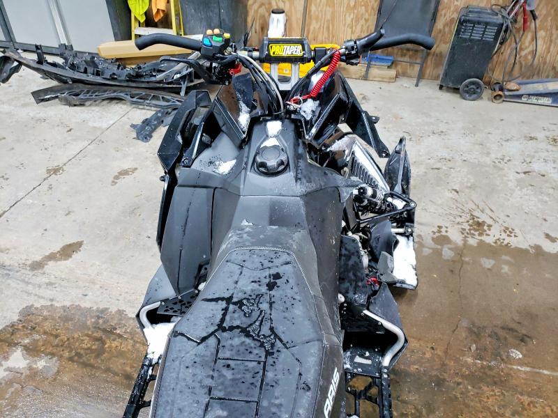 2018 Polari S Axys Snowmobile