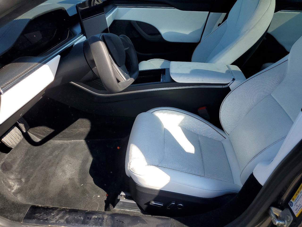 2023 Tesla Model s