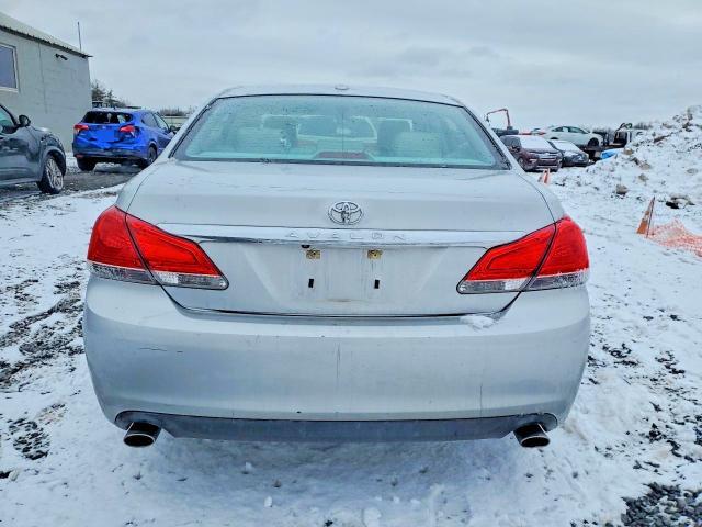 2011 Toyota Avalon Limited