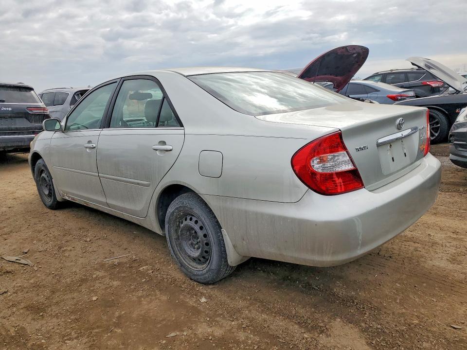 2002 Toyota Camry le