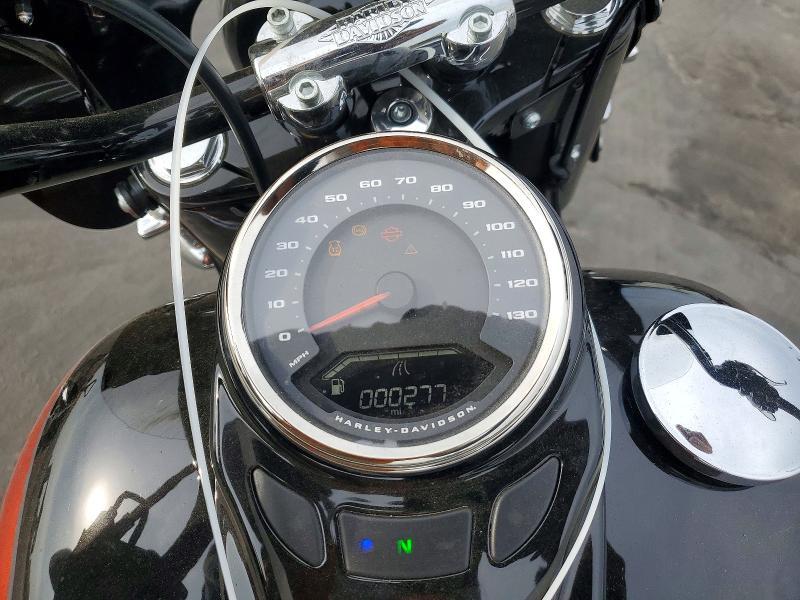 2025 Harley-Davidson Flhc
