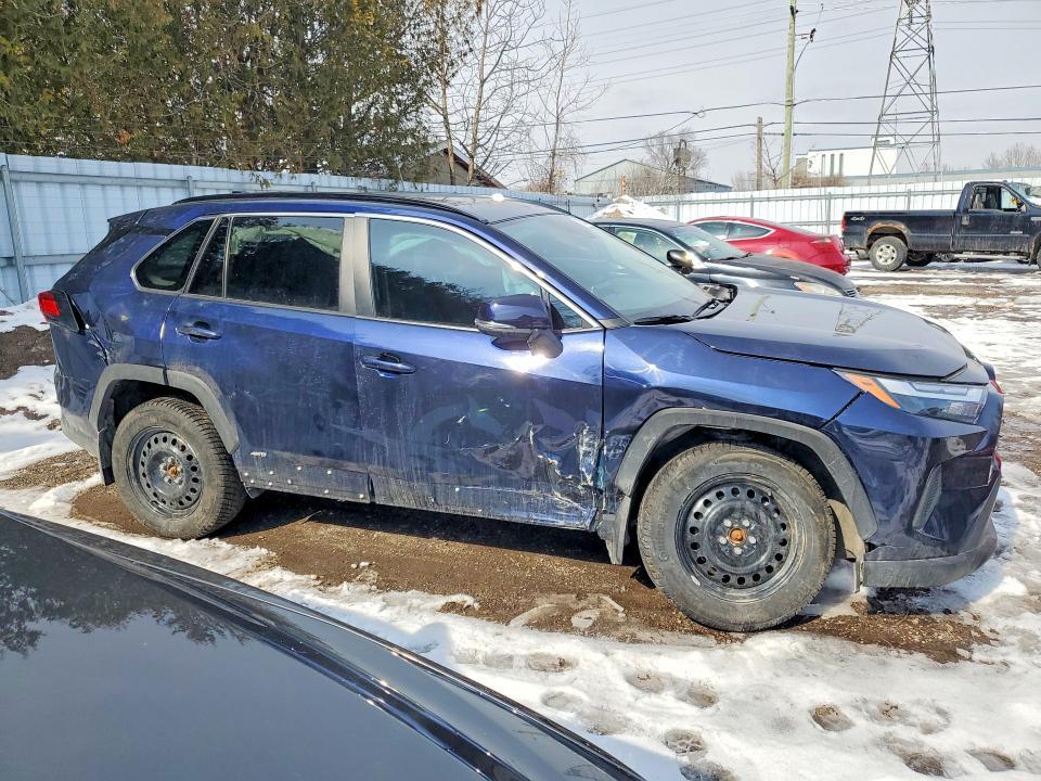 2024 Toyota Rav4 xle