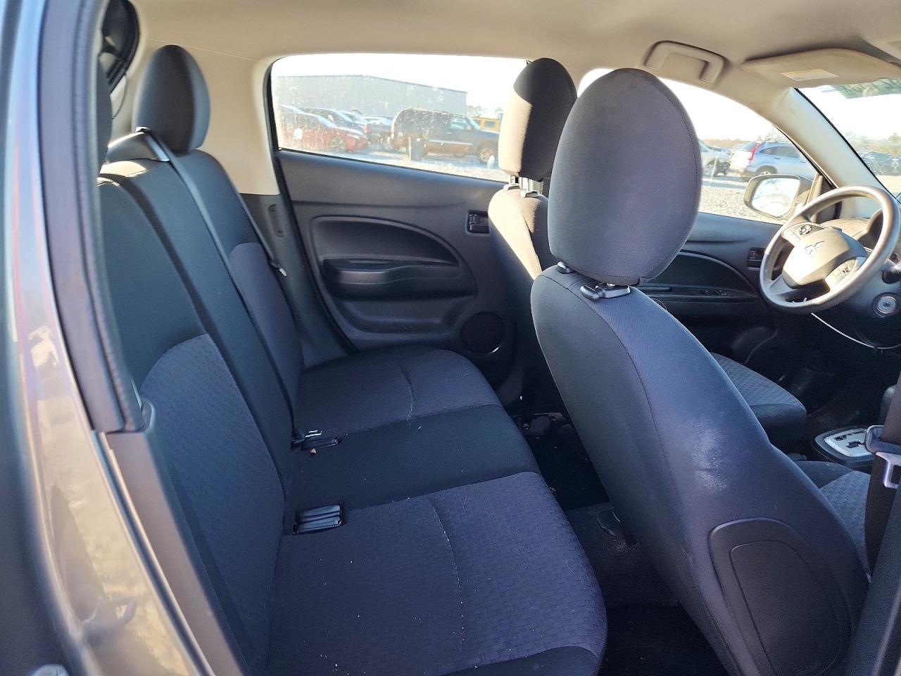 2019 Mitsubishi Mirage es