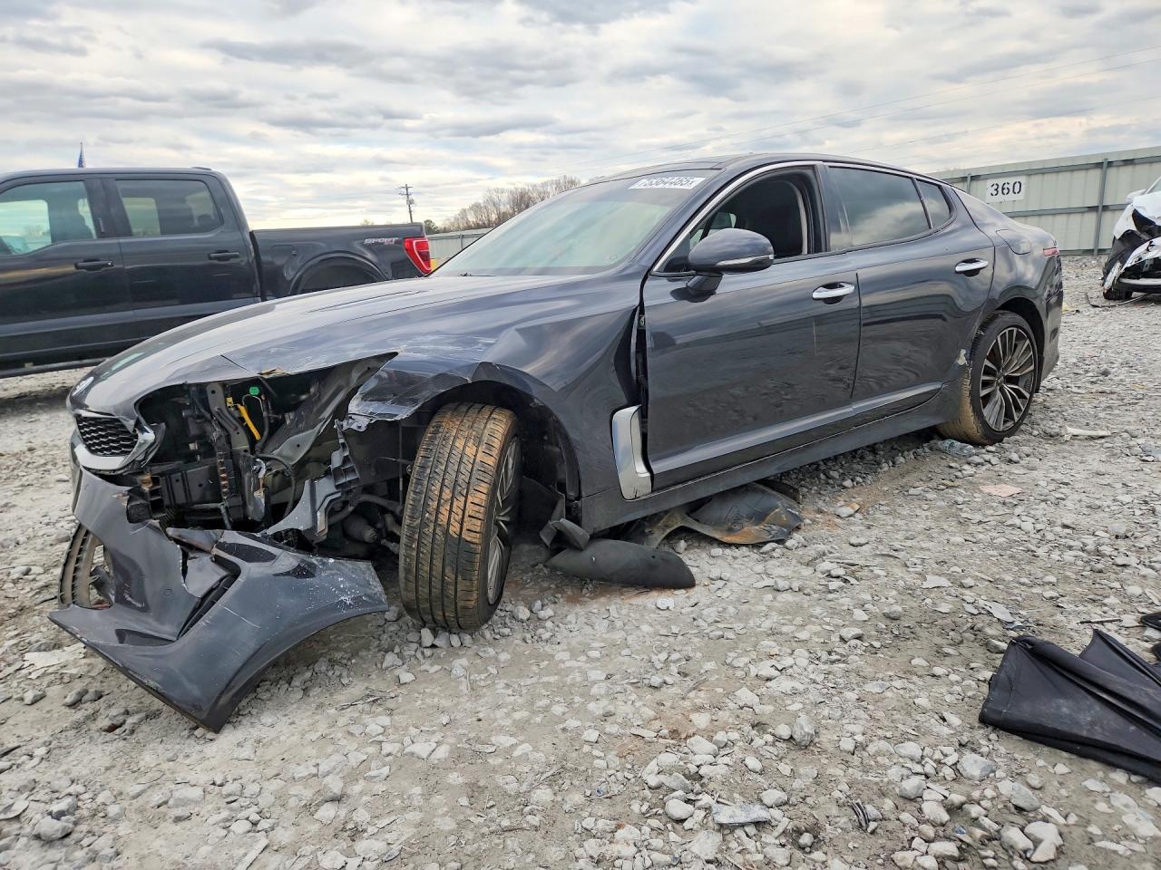 2019 KIA Stinger Premium