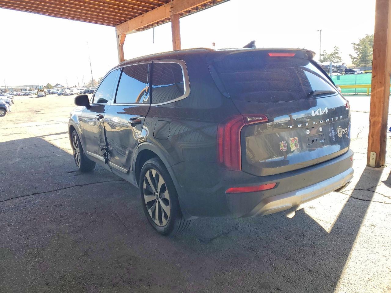 2022 KIA Telluride s
