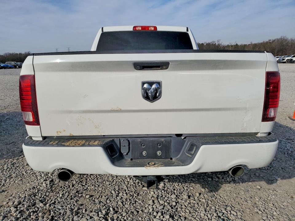 2018 Dodge RAM 1500 Sport