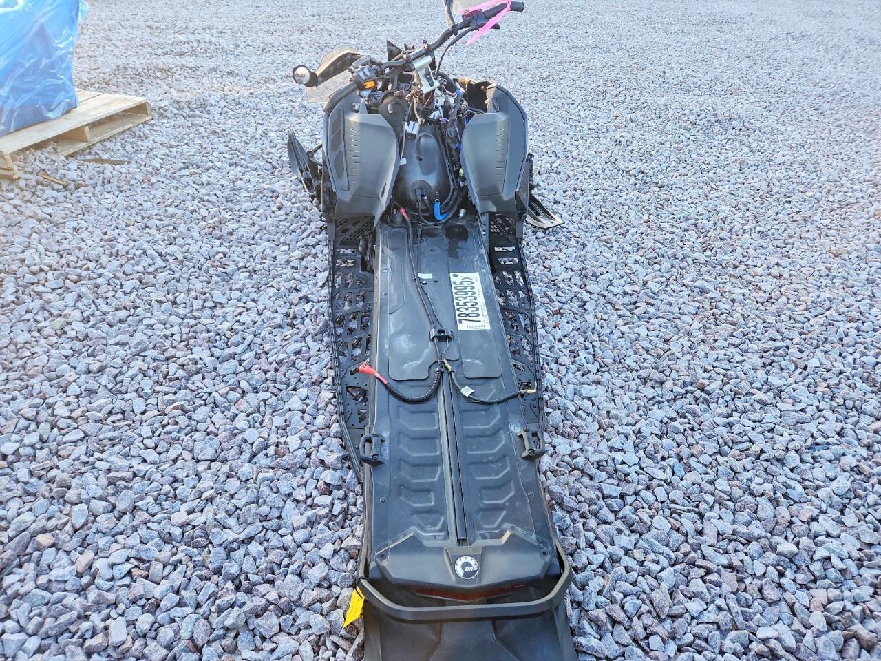 2021 Skidoo MXZ X 850 E-TEC E.S