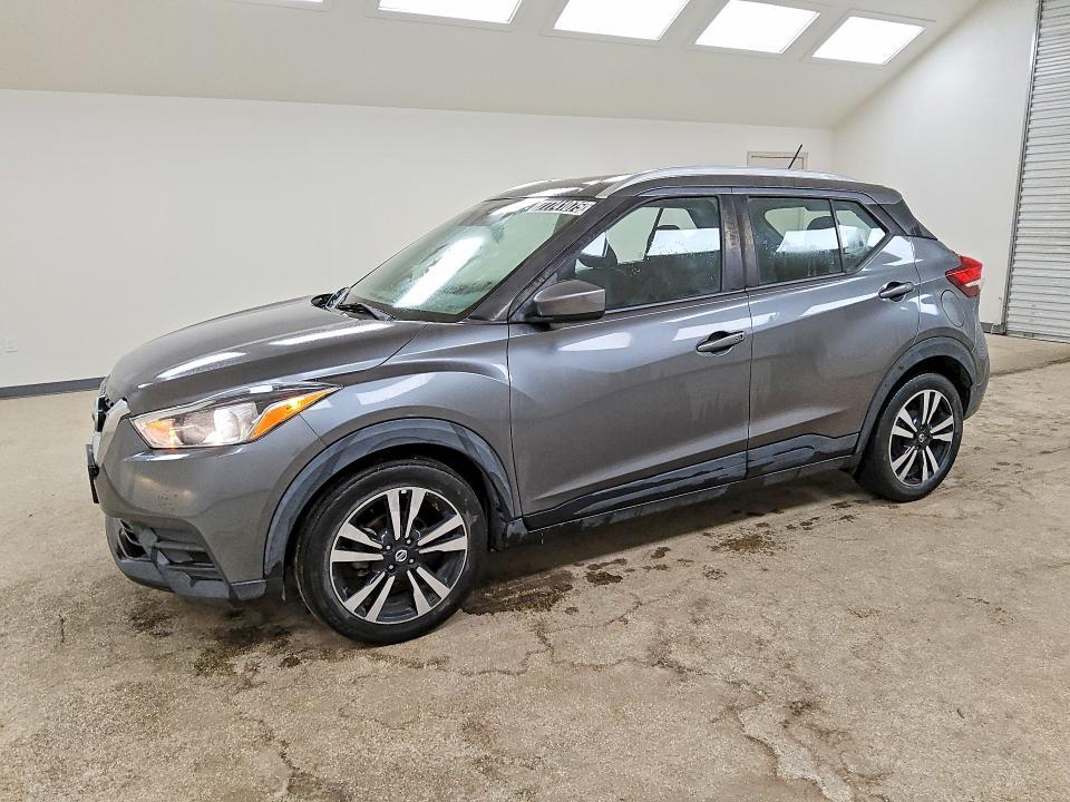 2020 Nissan Kicks sv