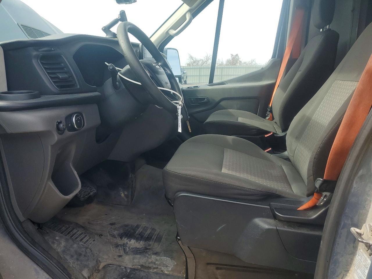 2020 Ford Transit 250 Delivery van