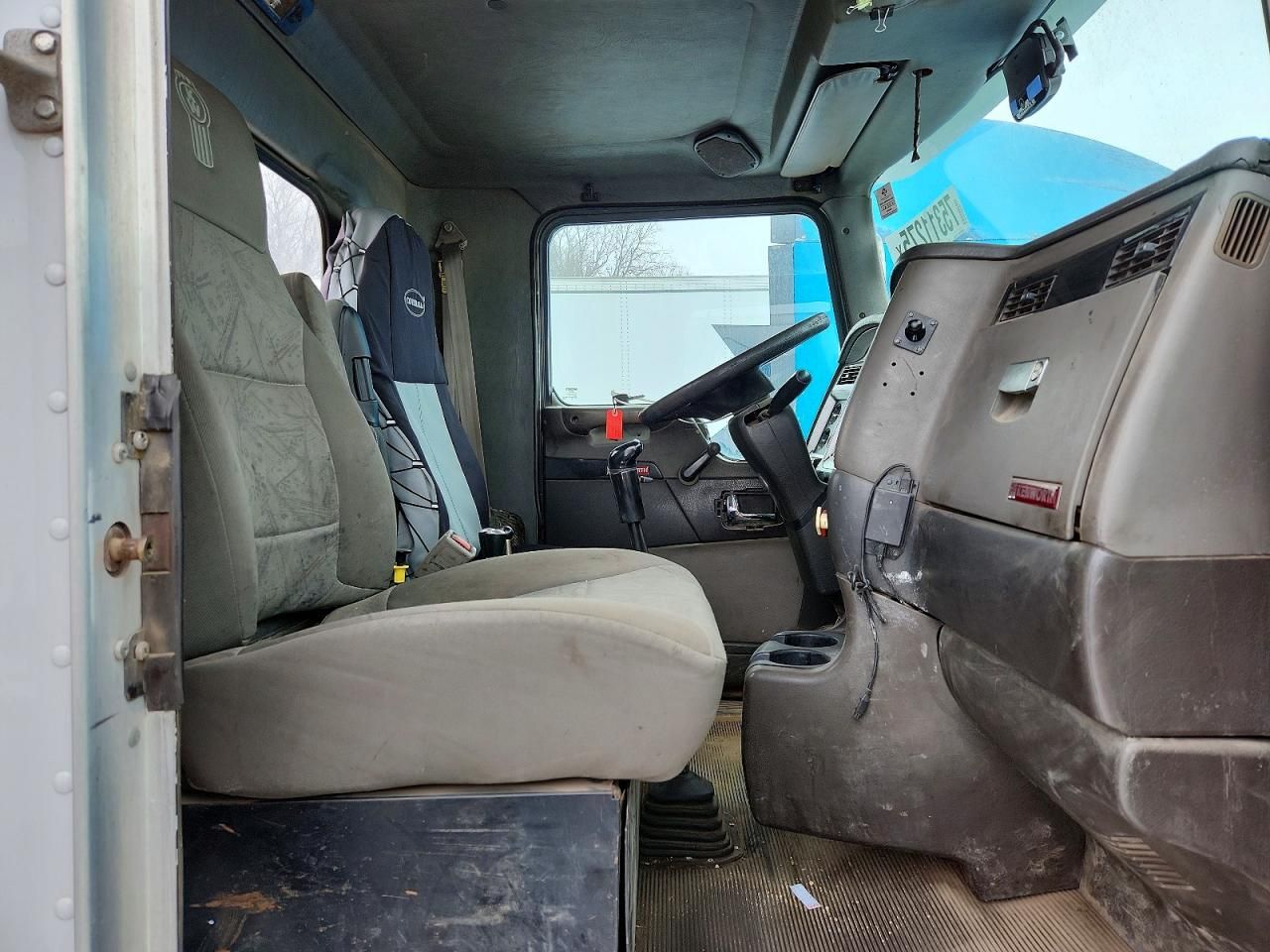 2009 Kenworth T880 Semi Truck