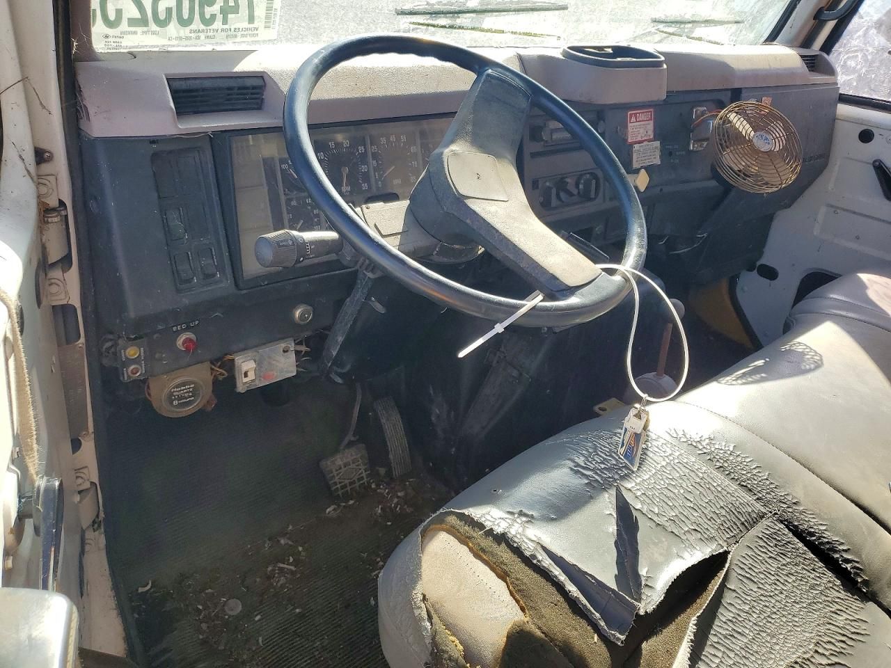 1997 International 4700 Chipper Truck