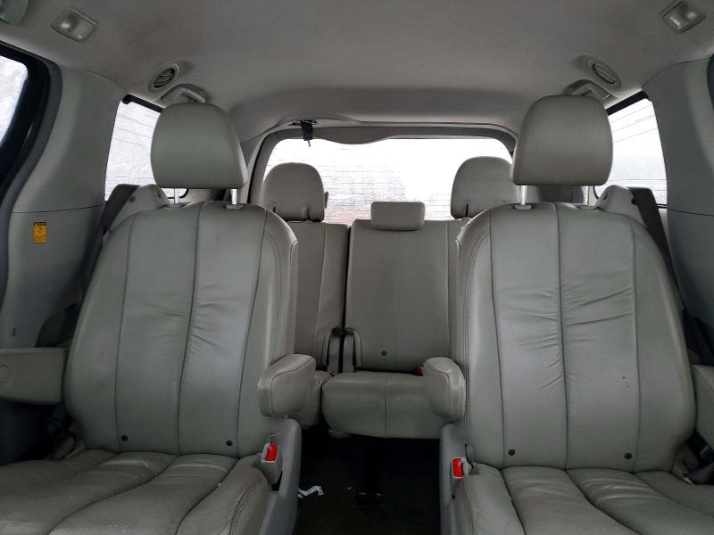 2011 Toyota Sienna