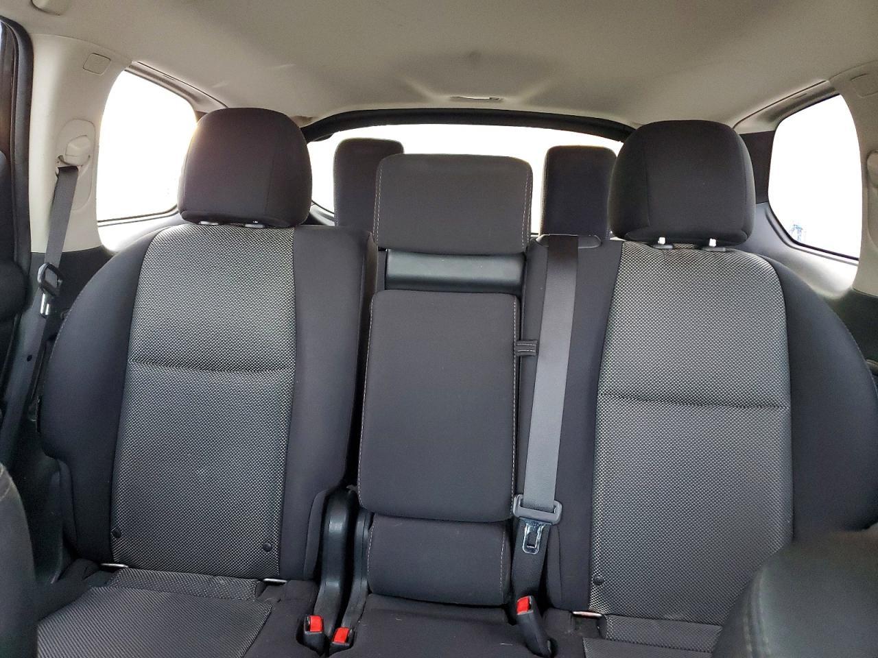 2018 Nissan Pathfinder s