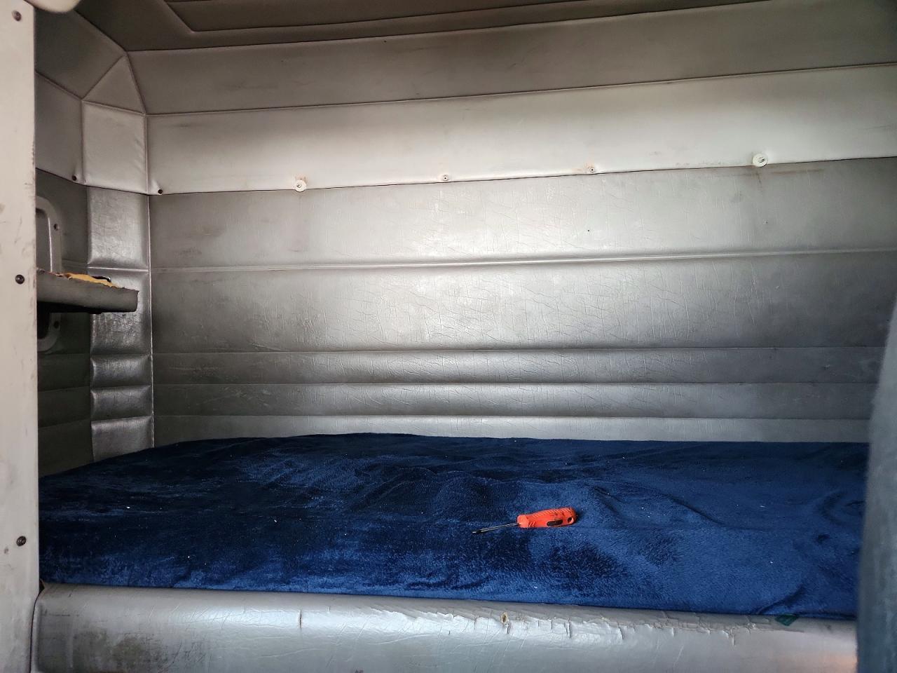 2005 Peterbilt 379 Car Hauler Truck