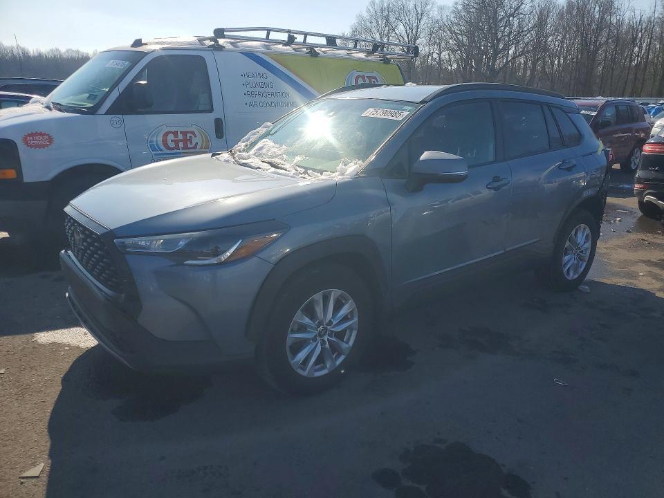 2022 Toyota Corolla Cross le