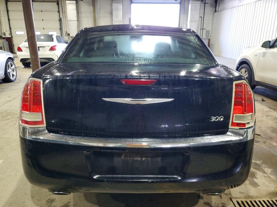 2012 Chrysler 300 Limited