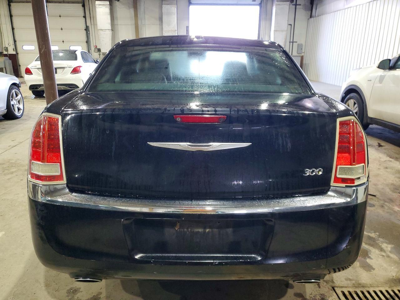 2012 Chrysler 300 Limited