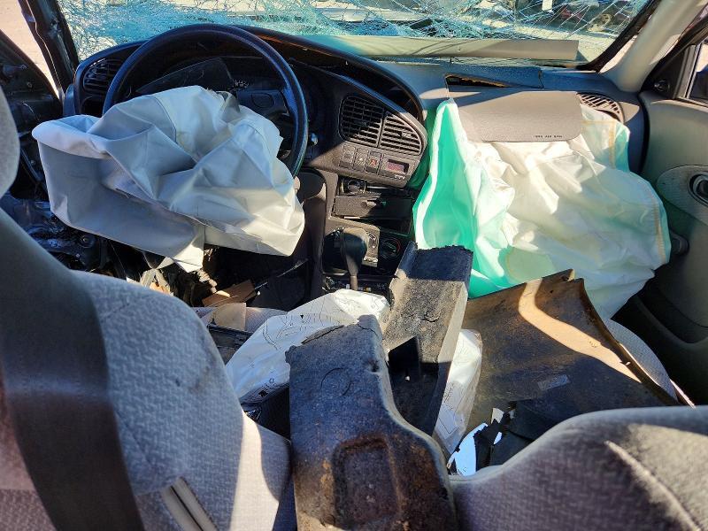 2002 KIA Spectra Base