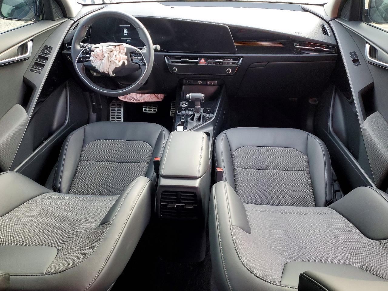 2024 KIA Niro ex