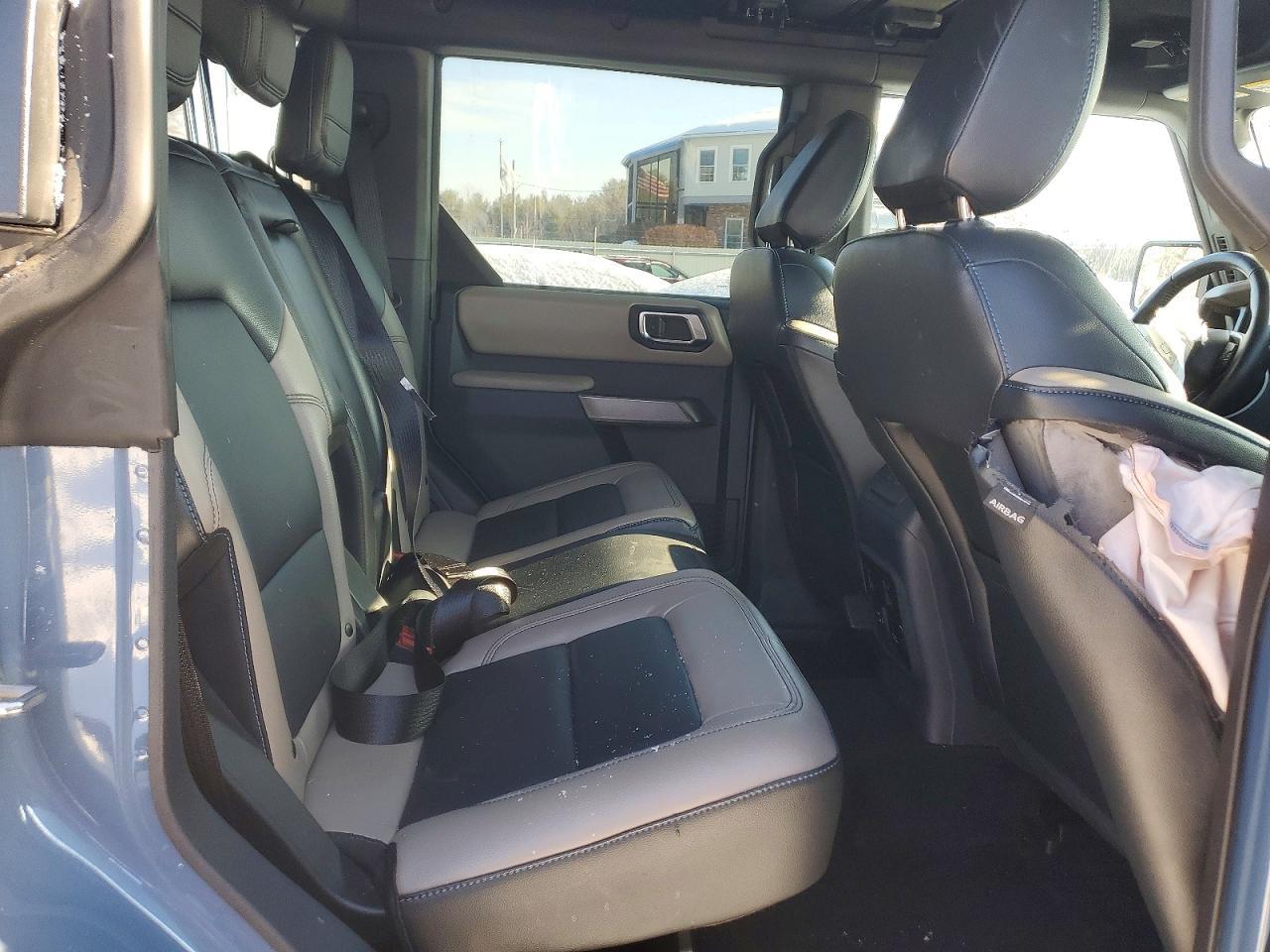 2023 Ford Bronco Base