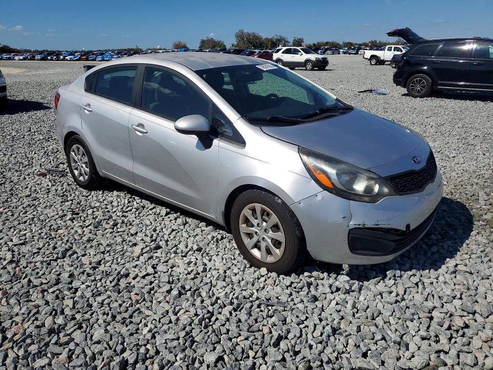 2014 KIA Rio lx