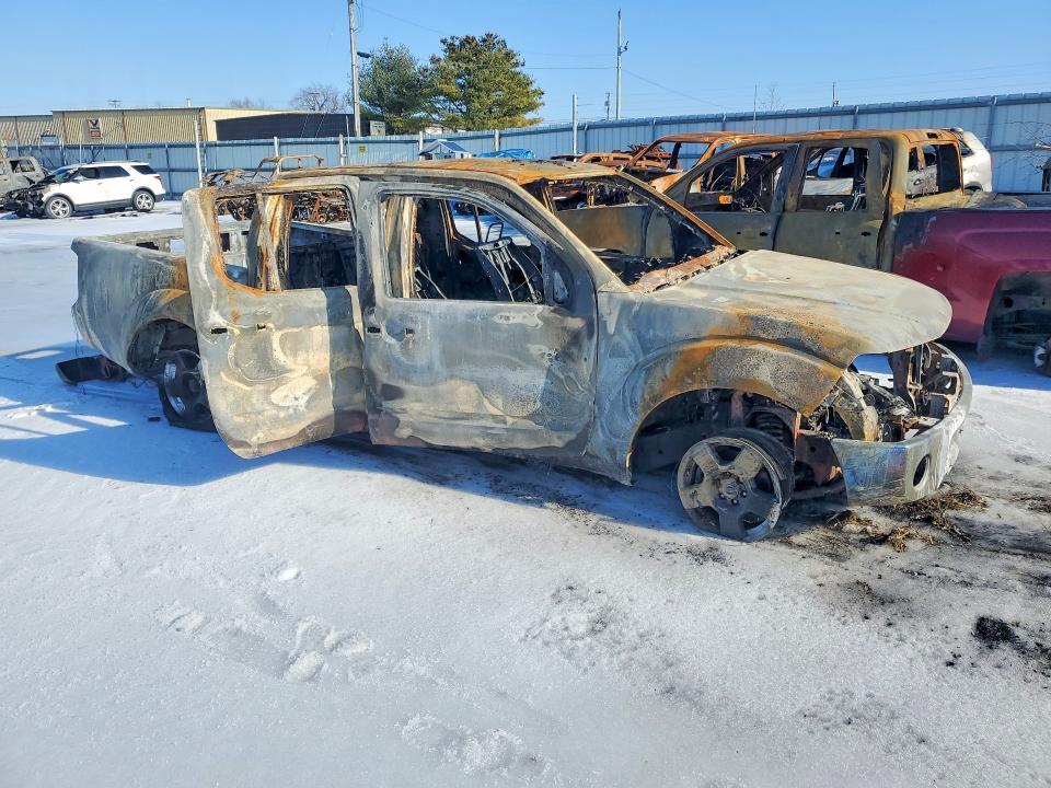 2006 Nissan Frontier Crew cab le