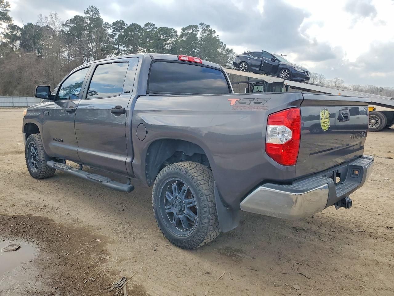 2016 Toyota Tundra Crewmax SR5