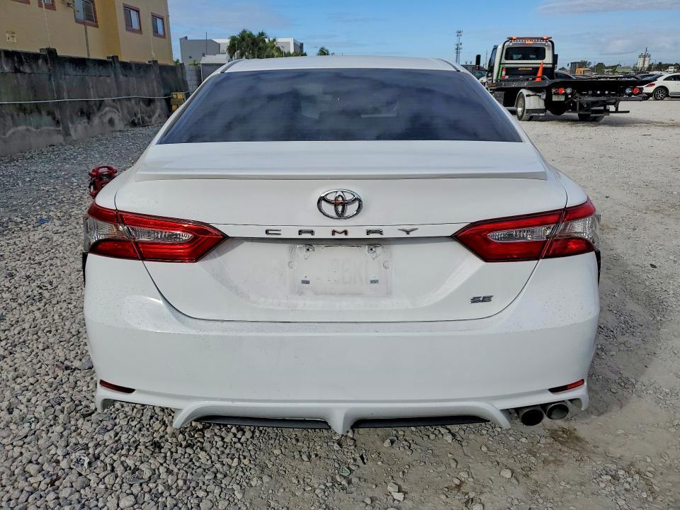 2018 Toyota Camry l