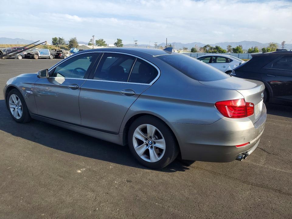 2013 BMW 528 i