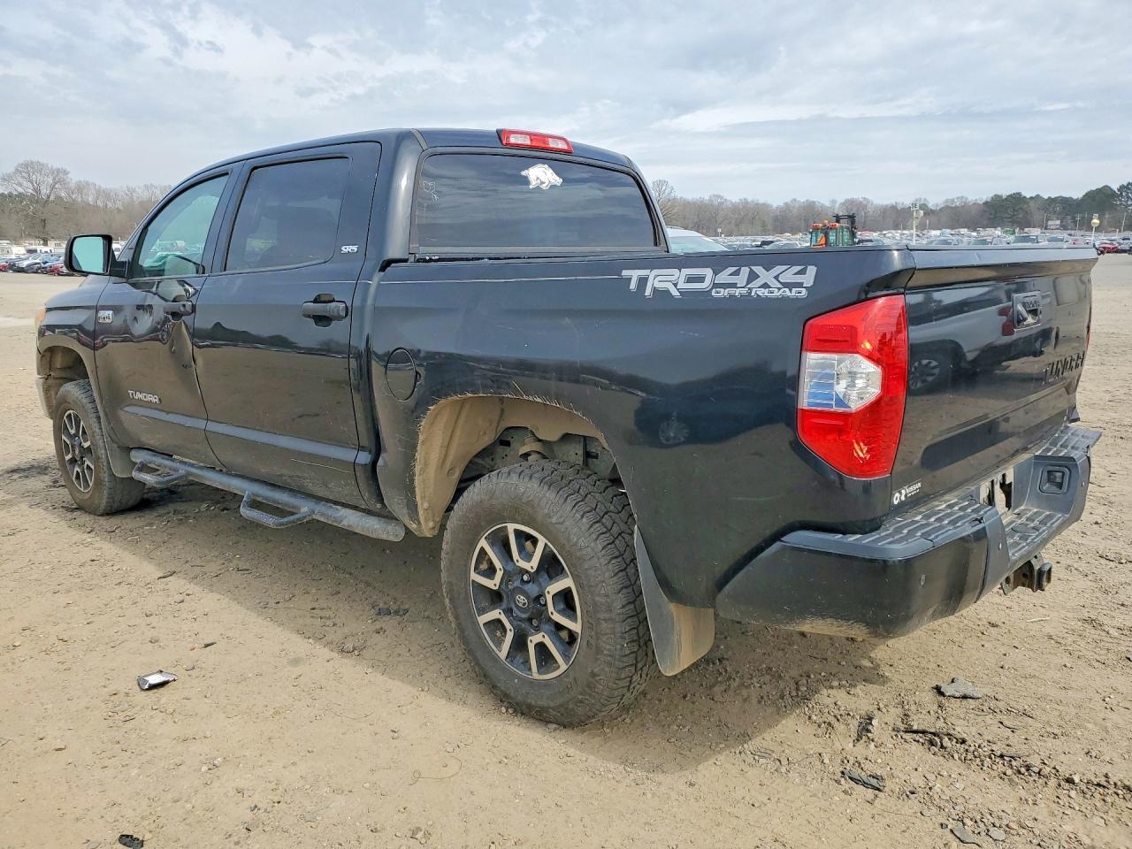 2016 Toyota Tundra SR5