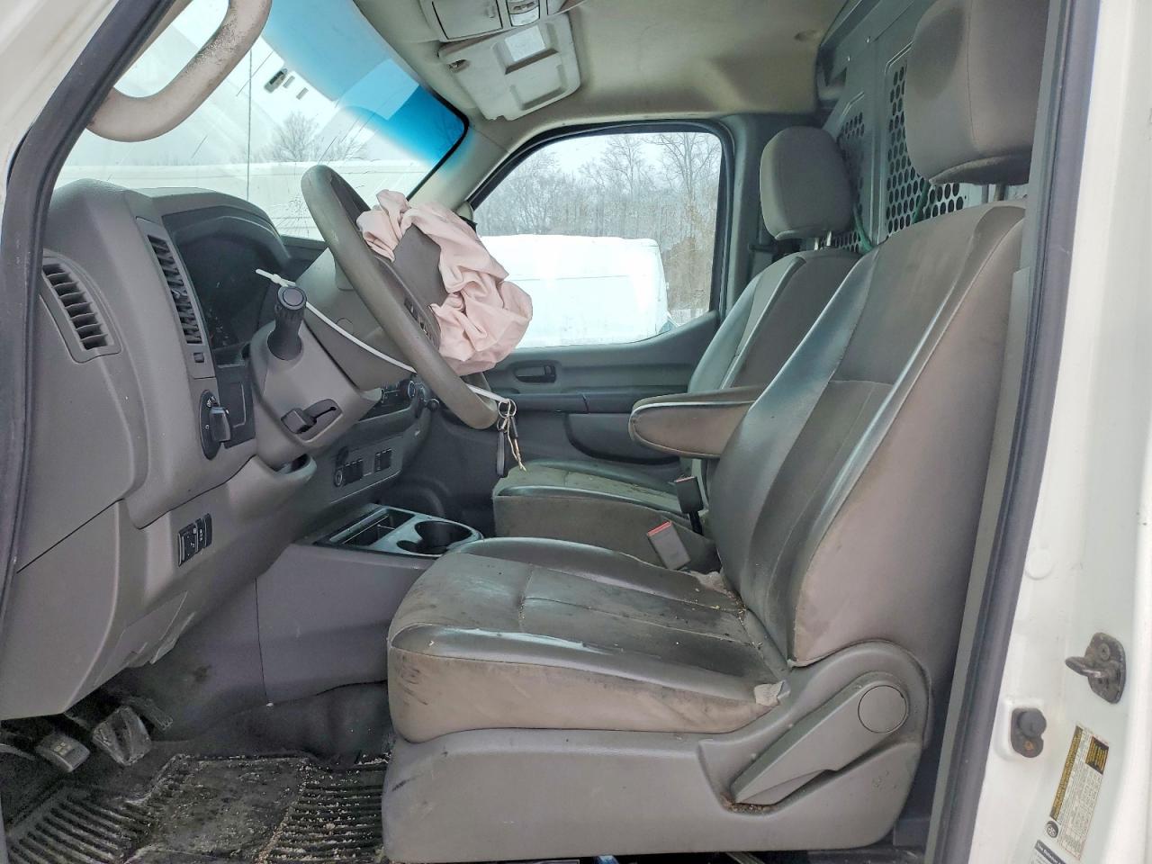 2015 Nissan NV 1500