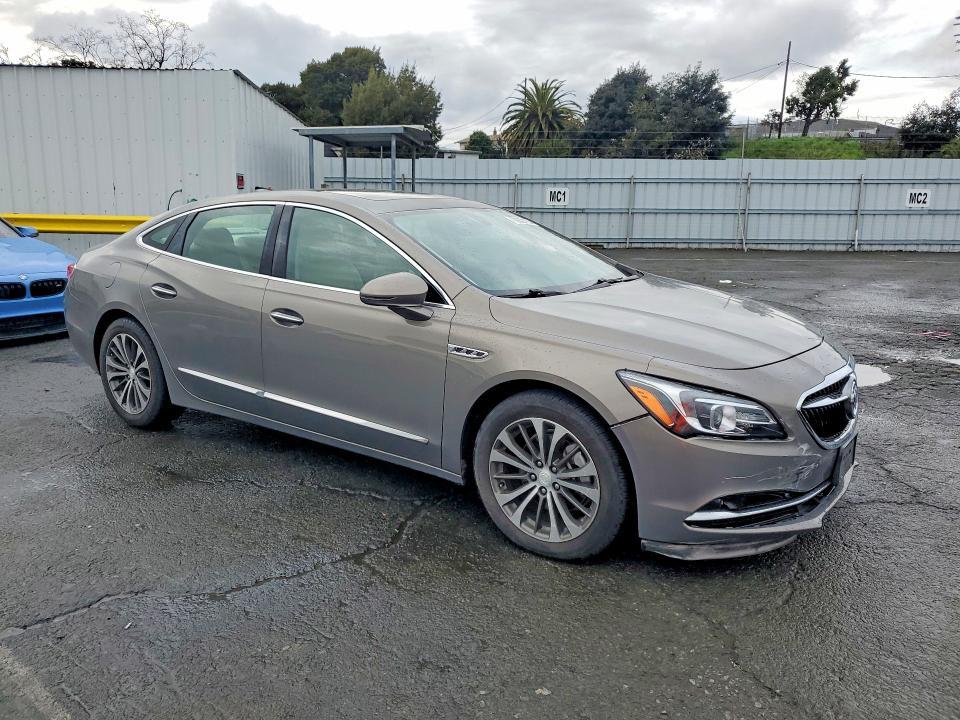 2017 Buick Lacrosse Essence