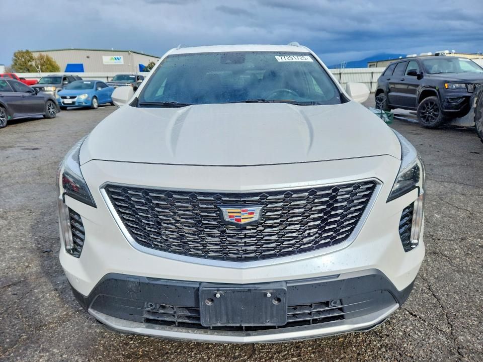 2019 Cadillac XT4 Premium Luxury