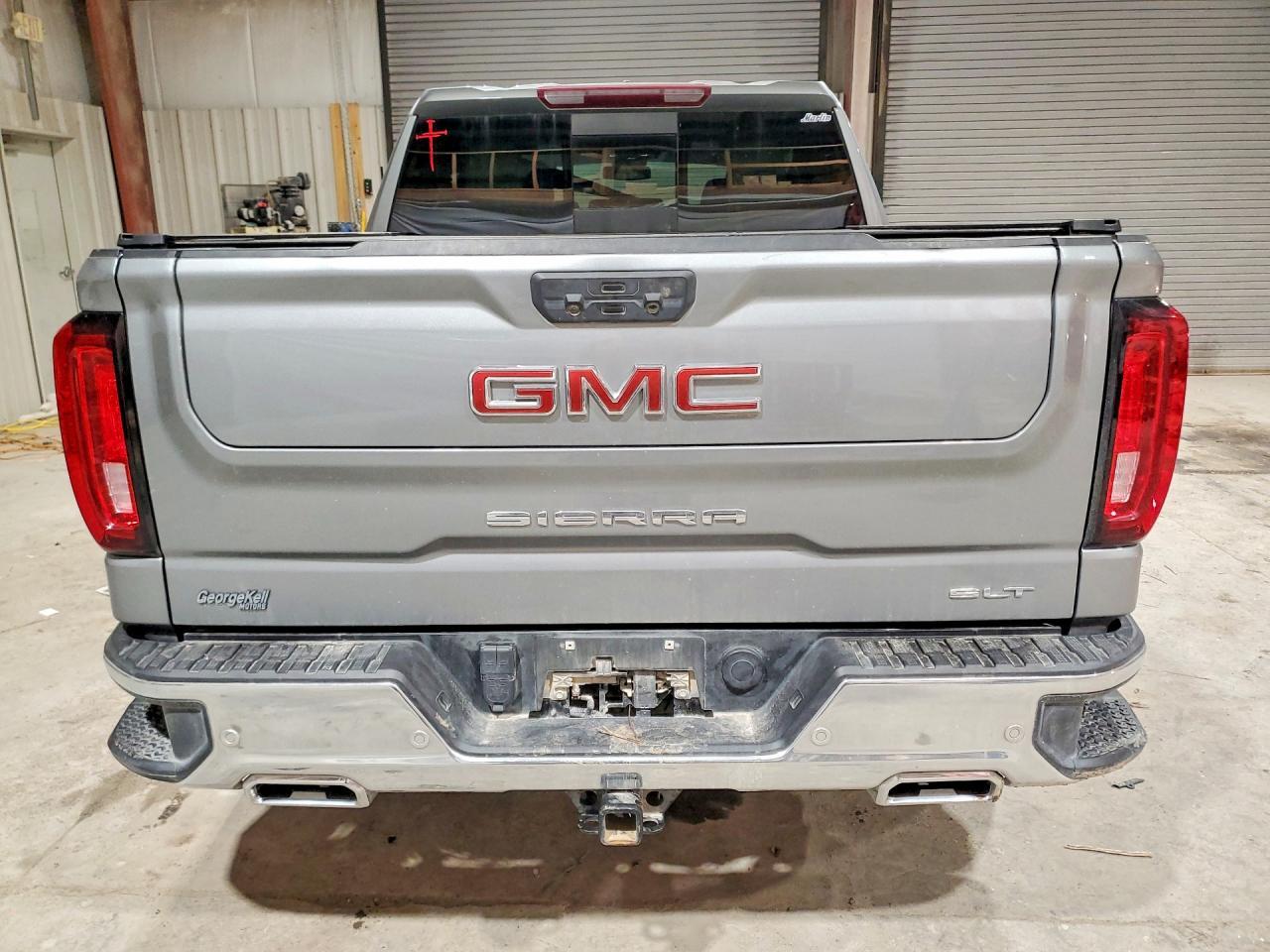 2023 GMC Sierra K1500 slt
