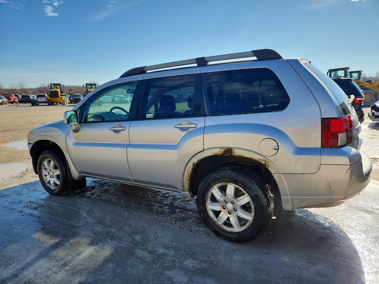 2010 Mitsubishi Endeavor ls