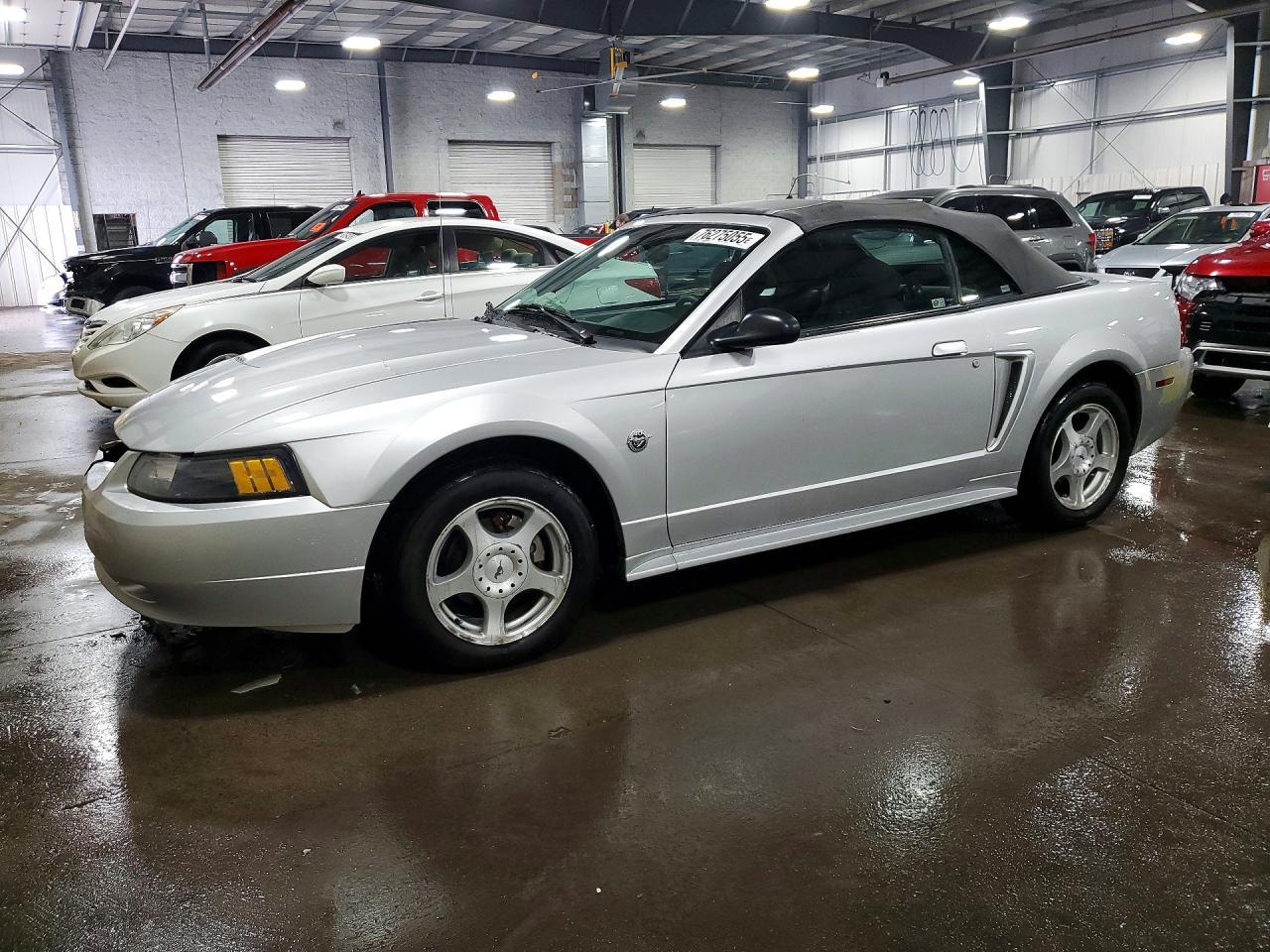 2004 Ford Mustang