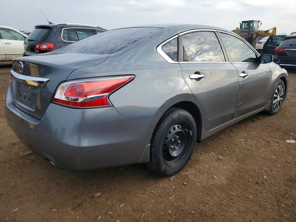 2014 Niss Altima 2.5 s