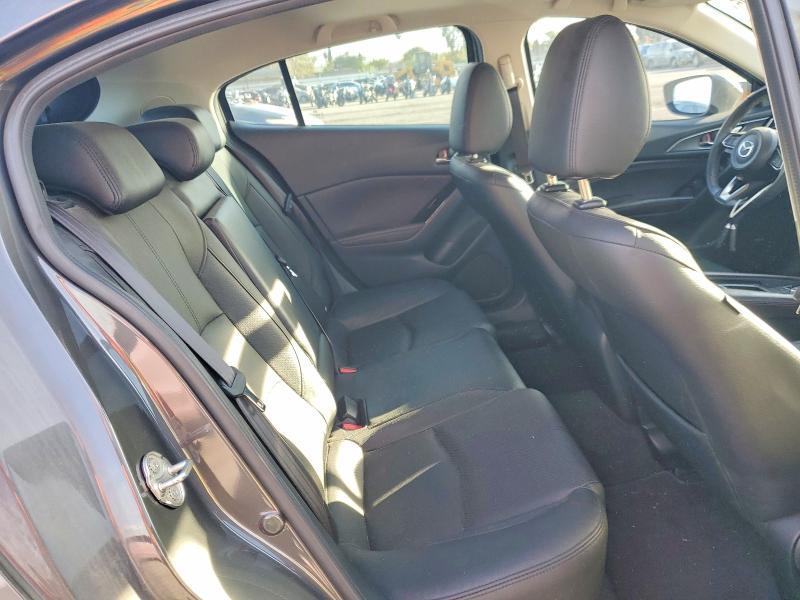 2017 Mazda 3 Grand Touring