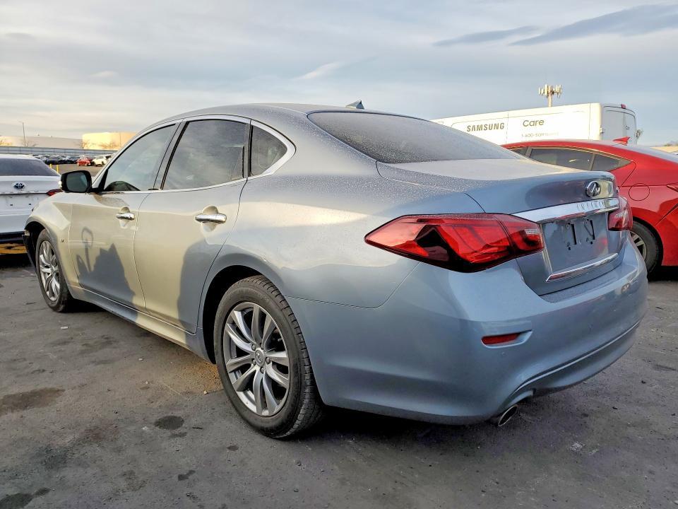2018 Infiniti Q70 3.7 Luxe
