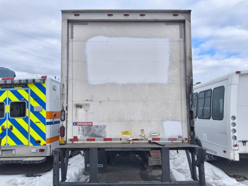 2016 Freightliner Business Class M2 BOX Truck