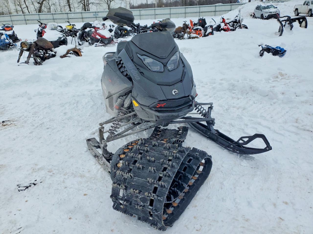 2024 Skidoo MXZ X-RS 850 E-TEC