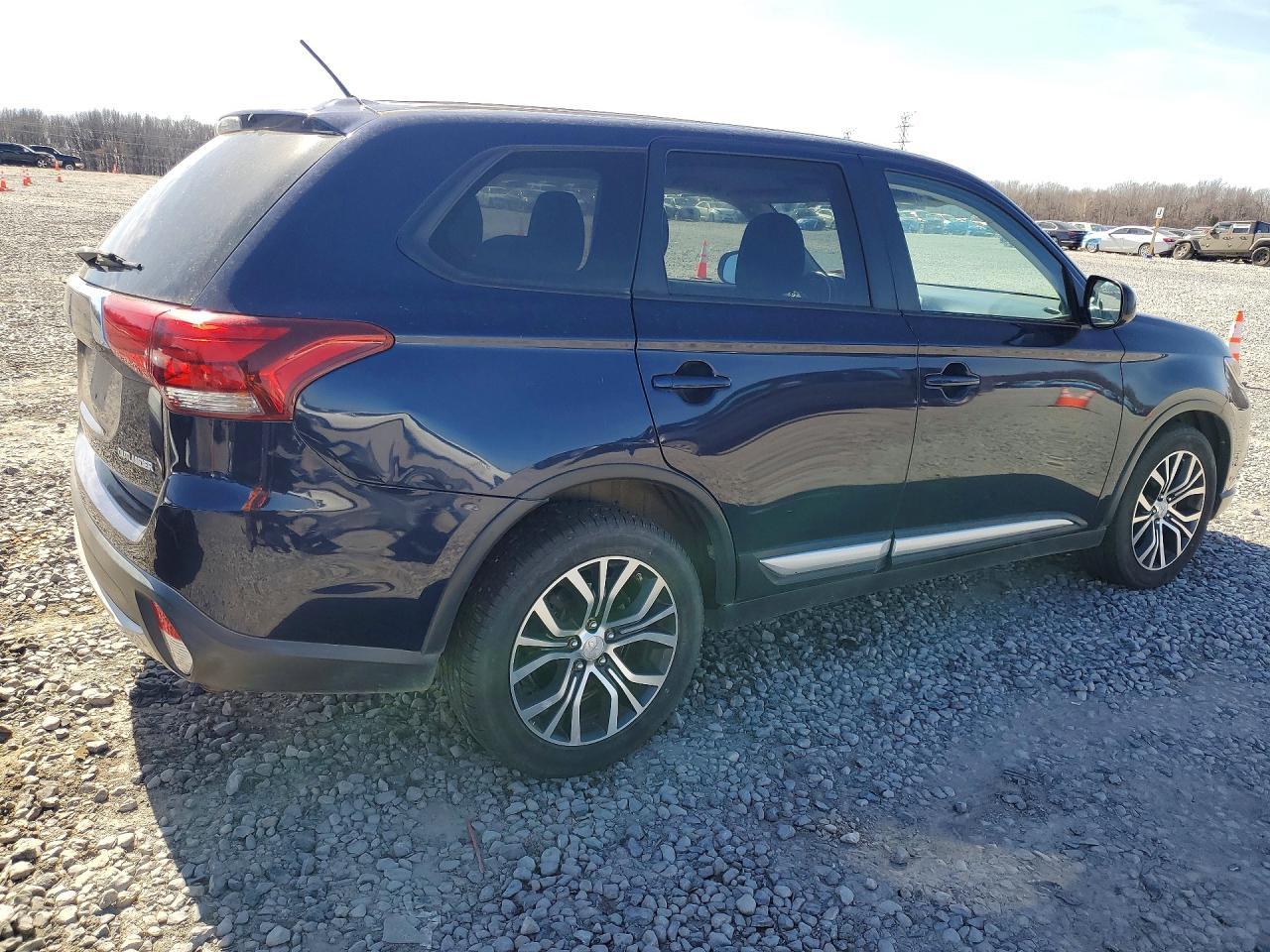 2016 Mitsubishi Outlander es