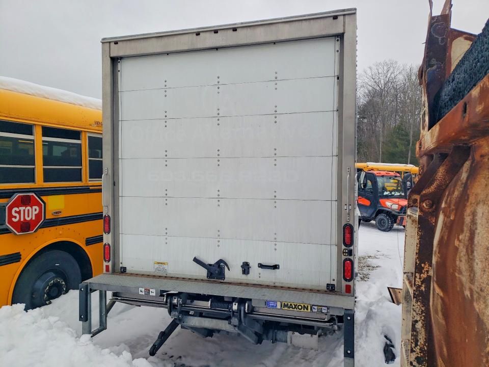 2024 Isuzu NPR HD BOX Truck