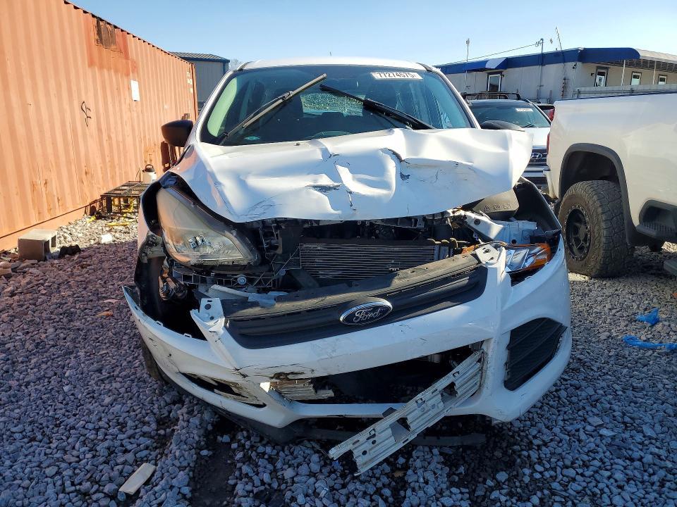 2016 Ford Escape s