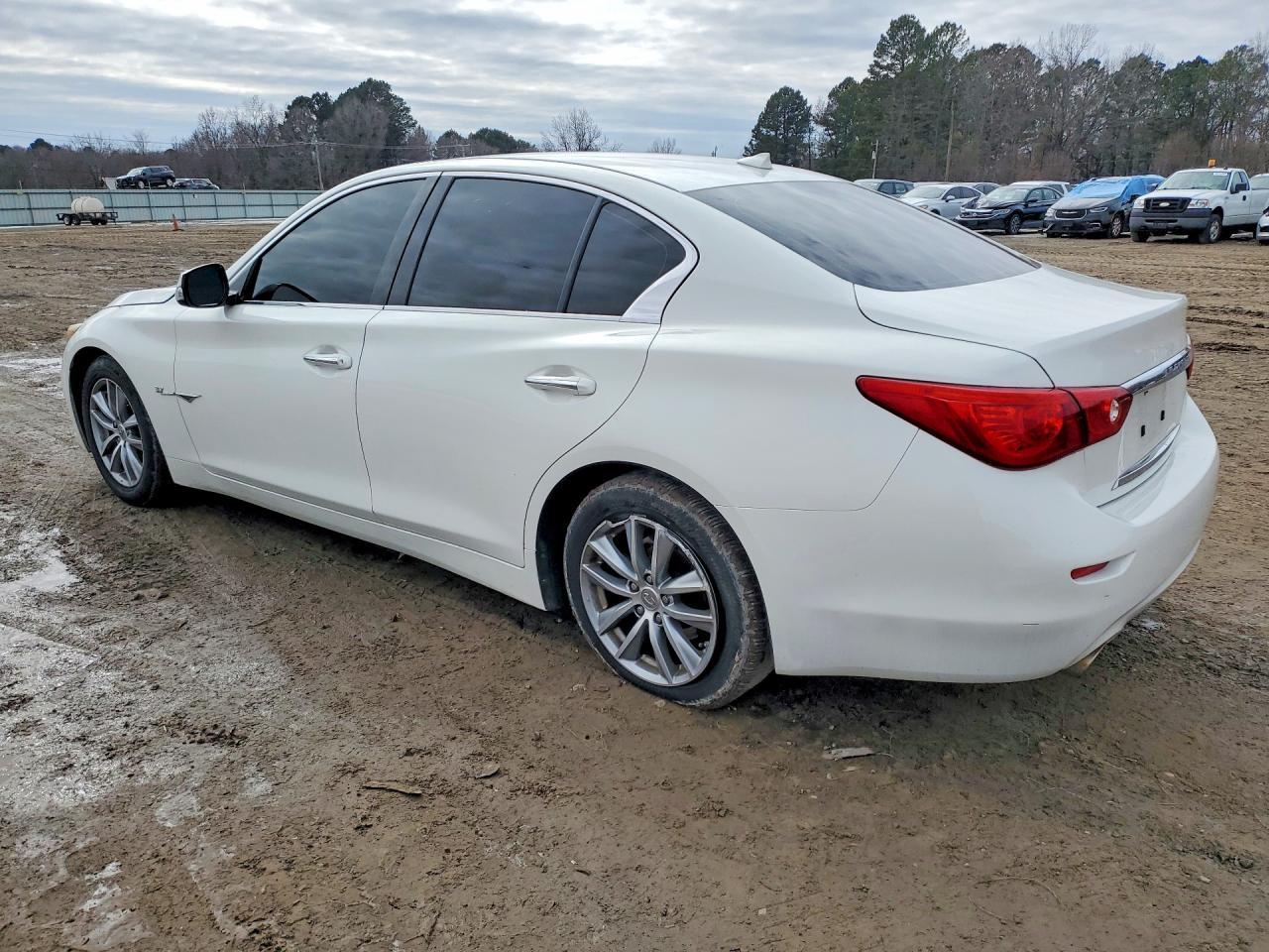 2014 Infiniti Q50 Base