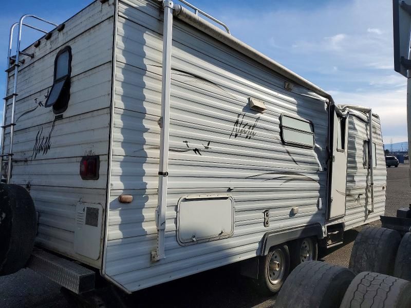 2005 Northwood Nash 25RS Camper