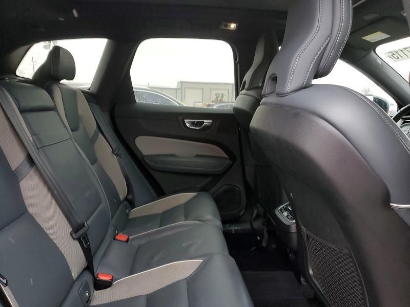 2021 Volvo Xc60 T5 R-design