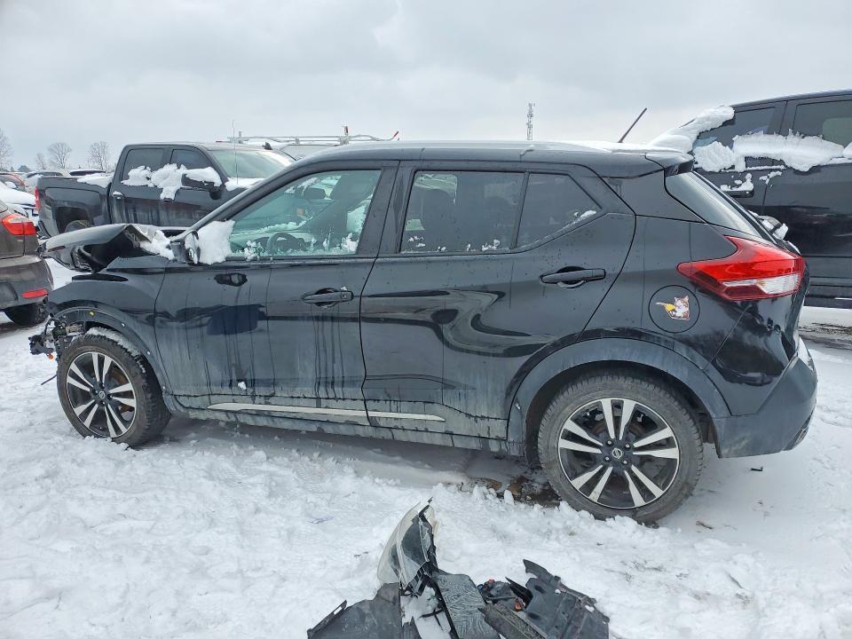 2019 Nissan Kicks s