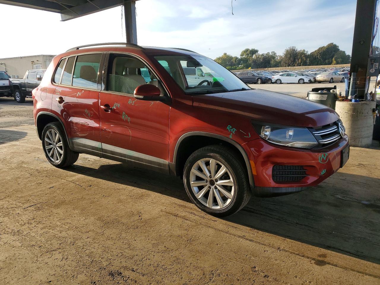 2015 Volkswagen Tiguan s