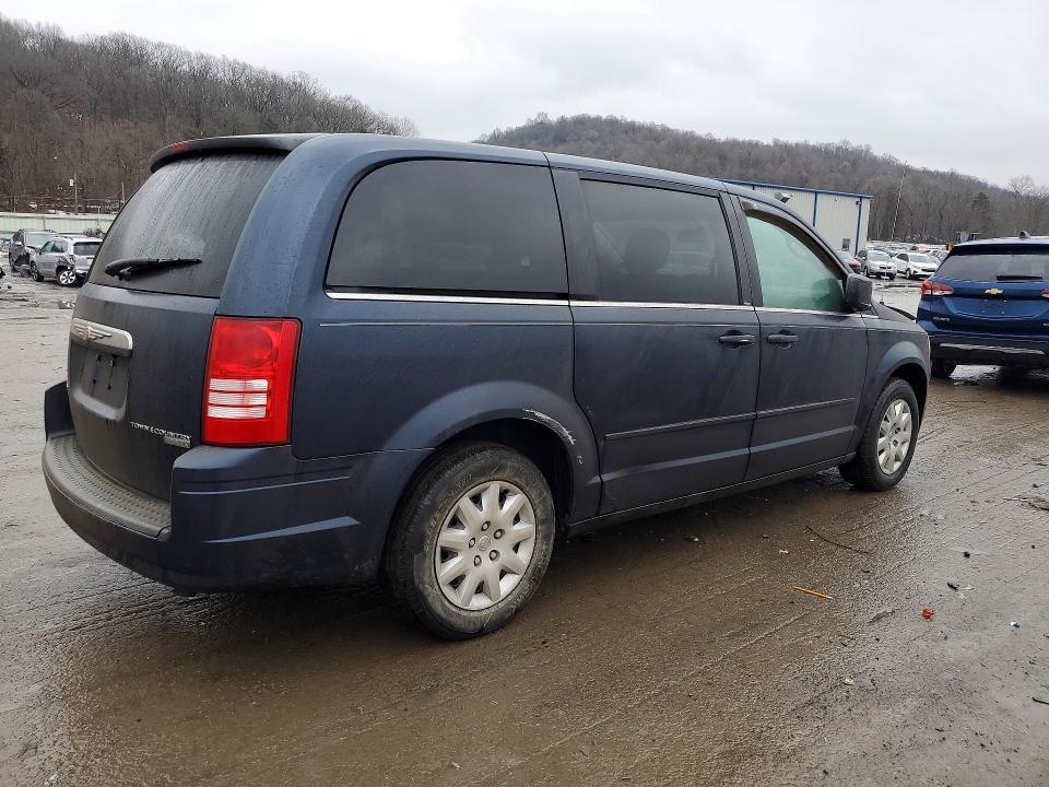 2009 Chrysler Town & Country lx